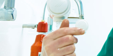 L'infection nosocomiale est un aléa thérapeutique indemnisé devant la CCI et l'ONIAM